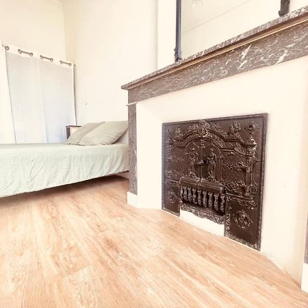 Nemausa Apartis Ним Екстериор снимка