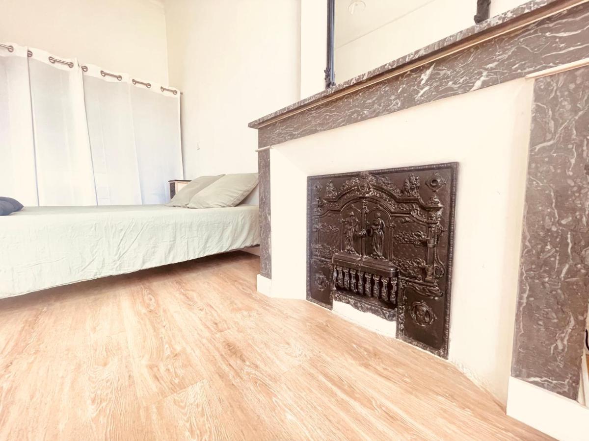 Nemausa Apartis Ним Екстериор снимка